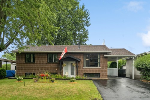 491 Rue de Versailles  Saint-Jean-Sur-Richelieu, QC J3B 4H2