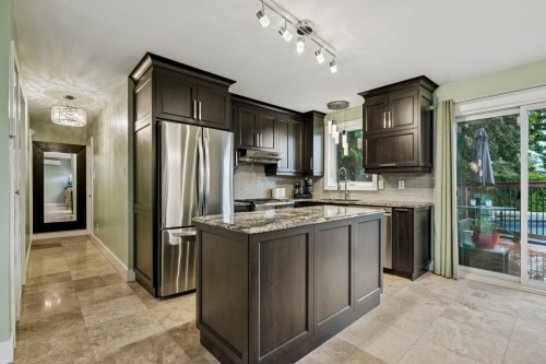 Kitchen - 491 Rue De Versailles, Saint-Jean-Sur-Richelieu, QC - Indoor Photo Showing Kitchen With Upgraded Kitchen