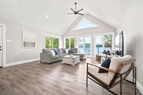 Salon - 219 Ch. Tripp, Sheenboro, QC - Indoor Photo Showing Living Room
