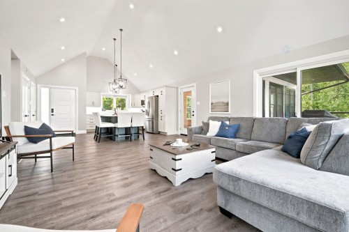 Salon - 219 Ch. Tripp, Sheenboro, QC - Indoor Photo Showing Living Room