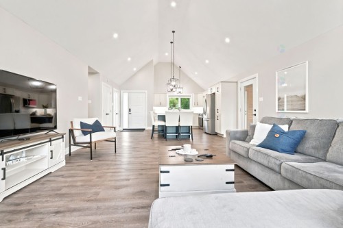 Salon - 219 Ch. Tripp, Sheenboro, QC - Indoor Photo Showing Living Room