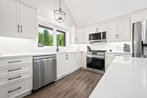 Cuisine - 219 Ch. Tripp, Sheenboro, QC - Indoor Photo Showing Kitchen With Upgraded Kitchen