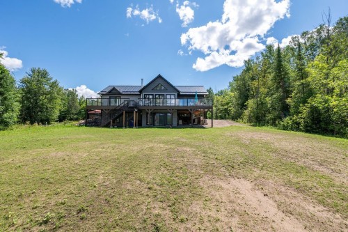 Bord de l'eau - 219 Ch. Tripp, Sheenboro, QC - Outdoor With Deck Patio Veranda