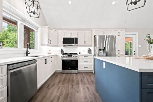 Cuisine - 219 Ch. Tripp, Sheenboro, QC - Indoor Photo Showing Kitchen With Upgraded Kitchen
