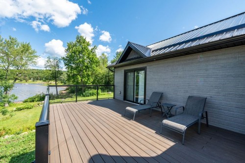 Vue sur l'eau - 219 Ch. Tripp, Sheenboro, QC - Outdoor With Deck Patio Veranda With Exterior
