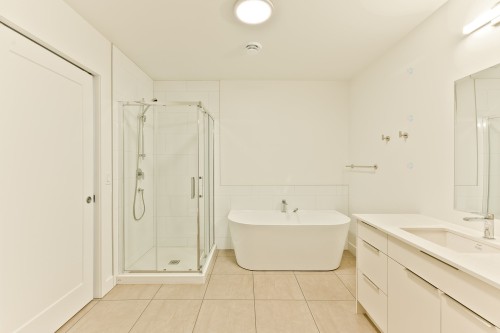 Bathroom - 107-602 Allée Gérard-Laurendeau, Magog, QC - Indoor Photo Showing Bathroom