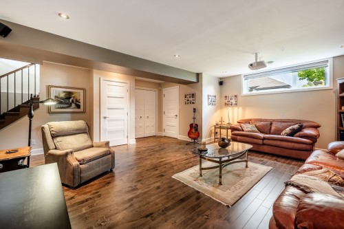 Salle familiale - 1813 Rue De Beaulac, Chambly, QC - Indoor Photo Showing Living Room