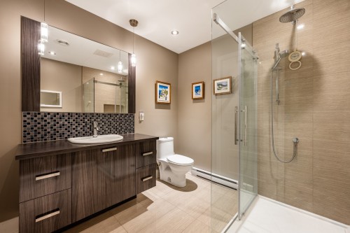 Salle de bains - 1813 Rue De Beaulac, Chambly, QC - Indoor Photo Showing Bathroom