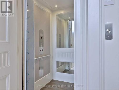 39 Arjay Crescent, Toronto, ON - Indoor Photo Showing Other Room