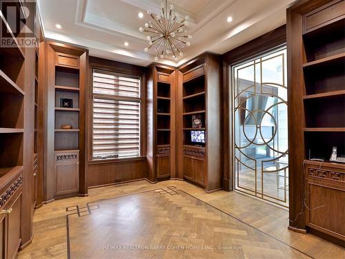 39 Arjay Crescent, Toronto, ON - Indoor Photo Showing Other Room