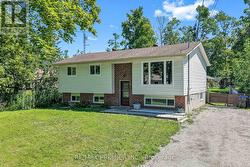 1303 CLEARVIEW DRIVE Severn, ON L3V 0X2