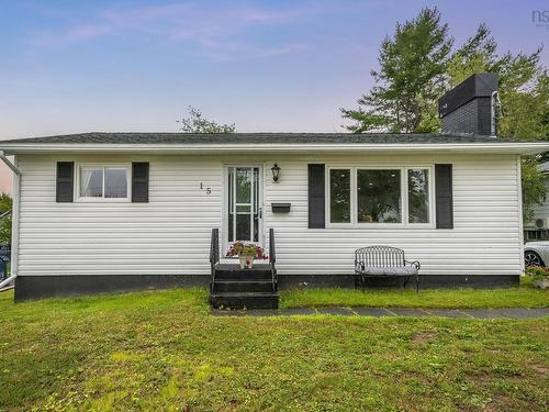 15 Terrace Avenue  Stellarton, NS B0K 1S0
