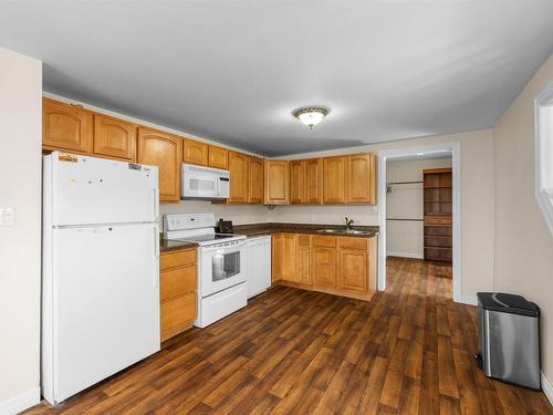 415 North Market Street, Summerside, PE - Indoor Photo Showing Kitchen