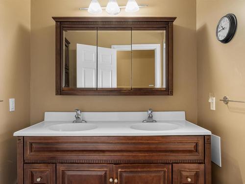 415 North Market Street, Summerside, PE - Indoor Photo Showing Bathroom