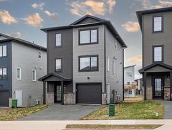46 Grosse Street  Beechville, NS B3T 0M6