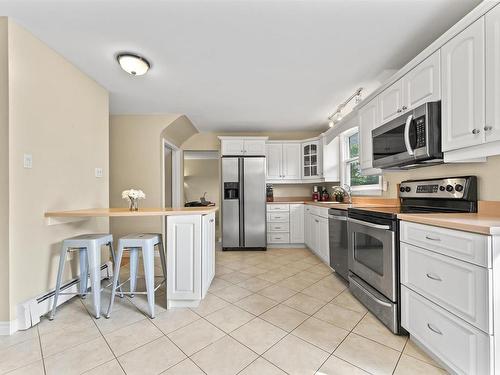 8 Fox Glove Lane, Halifax, NS - Indoor Photo Showing Kitchen