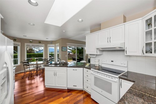 949 Pacific Pl, Duncan, BC 