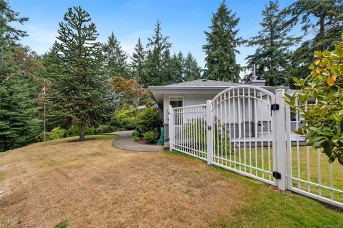 949 Pacific Pl, Duncan, BC 