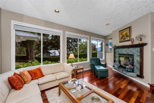 949 Pacific Pl, Duncan, BC 