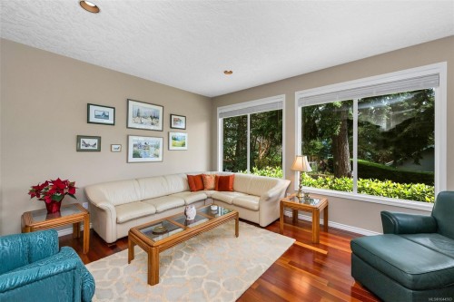949 Pacific Pl, Duncan, BC 