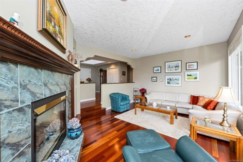 949 Pacific Pl, Duncan, BC 