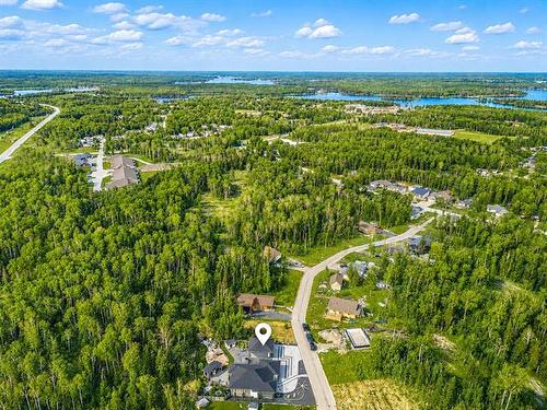 23 Amherst Dr, Pinawa, MB - Outdoor With View