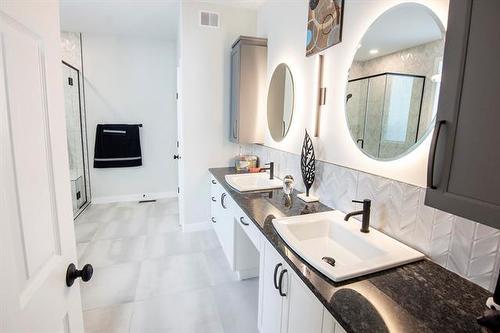 23 Amherst Dr, Pinawa, MB - Indoor Photo Showing Bathroom