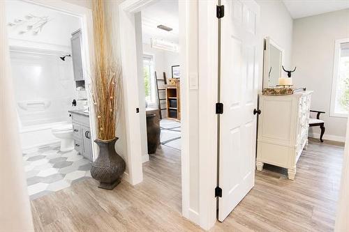23 Amherst Dr, Pinawa, MB - Indoor Photo Showing Other Room