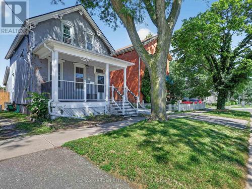 15 CATHERINE STREET  St. Catharines (Downtown), ON L2R 5E4