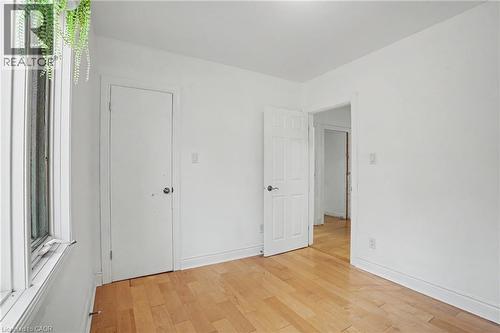 100 Hardale Crescent, Hamilton, ON - Indoor Photo Showing Other Room