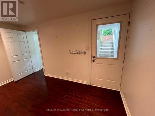 LOWER REAR - 2027 DAVENPORT ROAD , Toronto, Ontario M6N 1C5 3