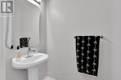 2 piece powder room on main level - 4121 Wolfe Point Way, Ottawa, ON -  Photo Showing Bathroom