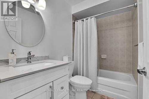 4 Piece Updated Ensuite bath - 4121 Wolfe Point Way, Ottawa, ON - Indoor Photo Showing Bathroom
