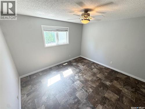 2907 Jenkins Drive E, Regina, SK - Indoor Photo Showing Other Room