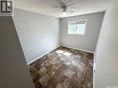 2907 Jenkins Drive E, Regina, SK - Indoor Photo Showing Other Room