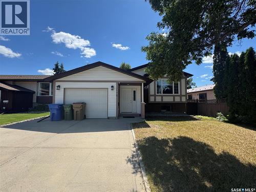2907 Jenkins Drive E, Regina, SK - Outdoor