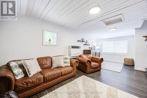 114 Desroches Trail, Tiny, ON - Indoor Photo Showing Living Room