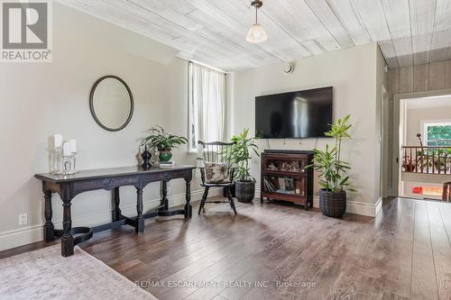 5515 Blind Line, Burlington, ON - Indoor