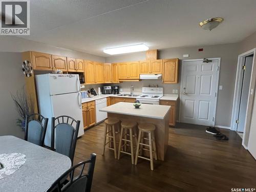 Unit306 1 26Th Street E, Prince Albert, SK - Indoor Photo Showing Kitchen