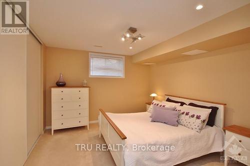 835 Longfields Drive, Ottawa, ON - Indoor Photo Showing Bedroom