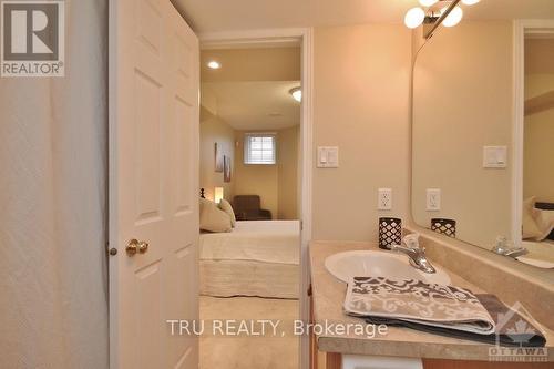 835 Longfields Drive, Ottawa, ON - Indoor Photo Showing Bathroom