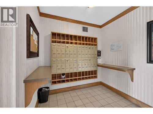 1229 Bernard Avenue Unit# 102, Kelowna, BC - Indoor Photo Showing Other Room