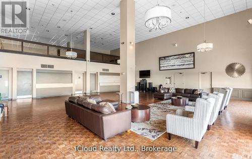 837 - 33 Harbour Square, Toronto, ON 