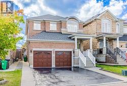 18 VILLAGE LAKE CRESCENT Brampton, ON L6S 6K2