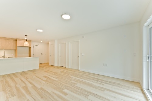 Living Room - 103-602 Allée Gérard-Laurendeau, Magog, QC - Indoor Photo Showing Kitchen