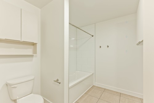 Bathroom - 103-602 Allée Gérard-Laurendeau, Magog, QC - Indoor Photo Showing Bathroom