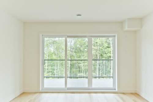 Balcony - 103-602 Allée Gérard-Laurendeau, Magog, QC - Indoor Photo Showing Other Room