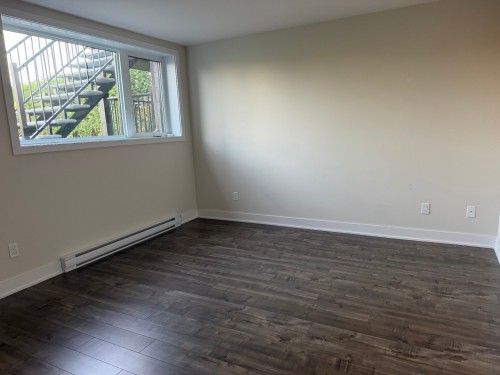 Master Bedroom - 101-78 Rue Moreau, Saint-Jean-Sur-Richelieu, QC - Indoor Photo Showing Other Room