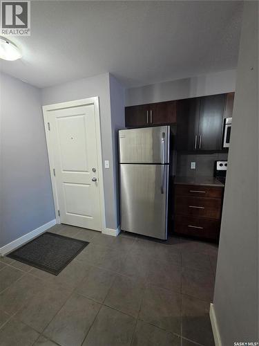 110 306 Petterson Drive, Estevan, SK - Indoor