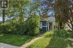 1015 J AVENUE N  Saskatoon, SK S7L 2L3
